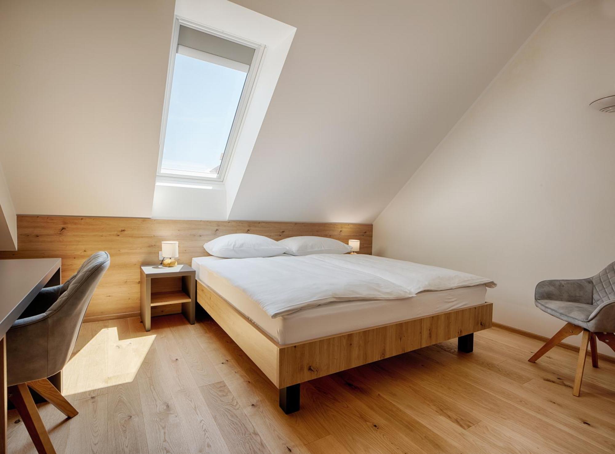 Guesthouse Tursic Vrhnika Dış mekan fotoğraf