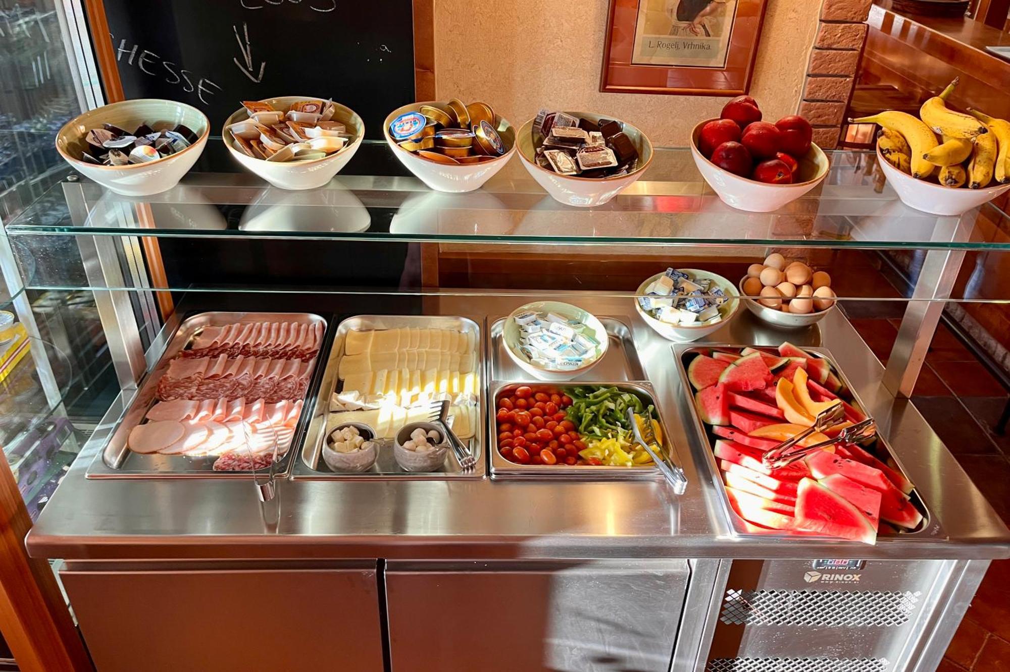 Guesthouse Tursic Vrhnika Dış mekan fotoğraf